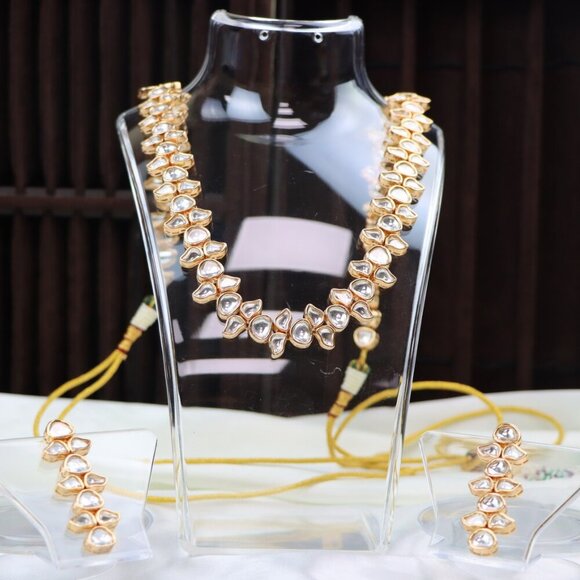 Classic Kundan Necklace & Earrings Set, JP41 - Picture 4 of 12